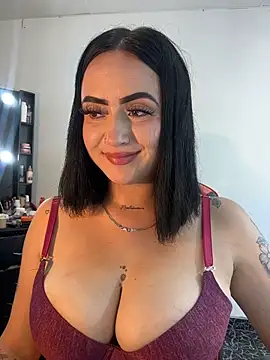 emily acorn online show from November 24, 6:02 am