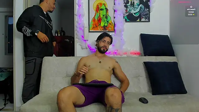 heteros curious online show from February 9, 11:31 pm