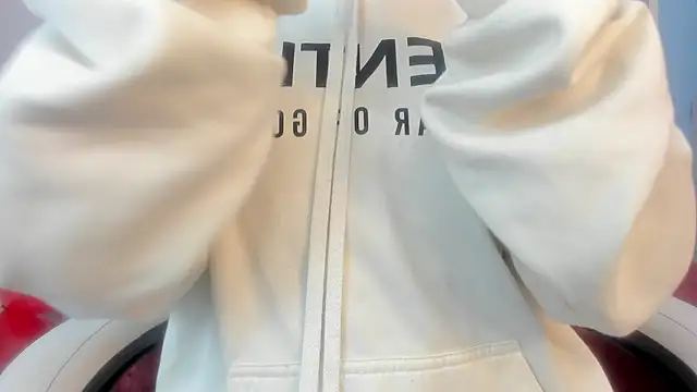 mask red girl online show from February 19, 12:23 pm