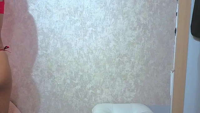 Malia fox online show from May 14, 5:31 pm