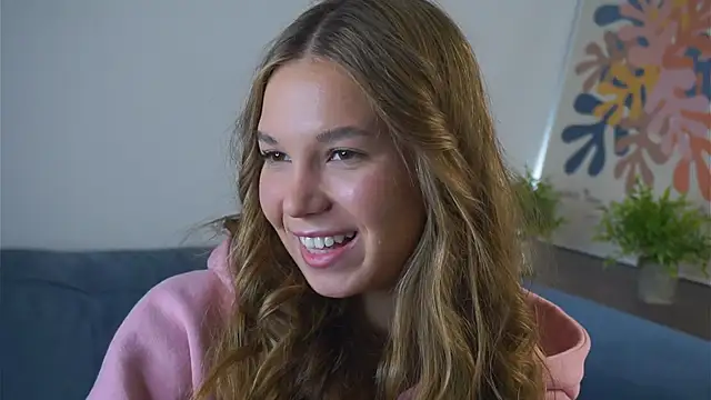 AmparoCilek online show from February 17, 8:48 pm