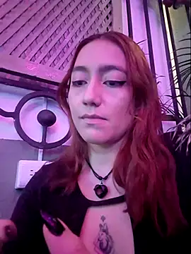 Eveeelyn25 online show from December 20, 1:56 am