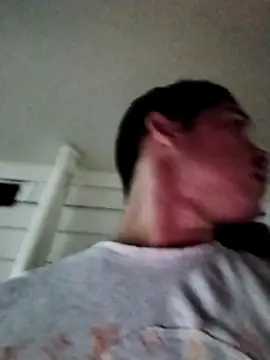 Snapshot of Logan_hetero1 chatting on November 30, 3:21 am Logan hetero1 online show from November 30, 3:21 am