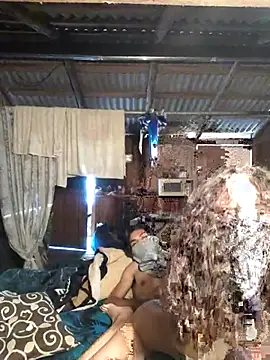 Snapshot of AXG100 chatting on November 23, 10:53 pm AXG100 online show from November 23, 10:53 pm