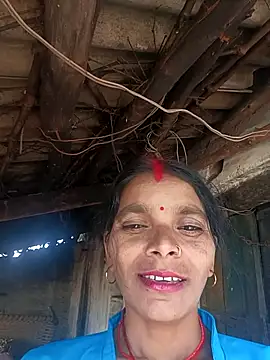 Snapshot of Hot-qwe chatting on December 5, 9:40 am Hot-qwe online show from December 5, 9:40 am