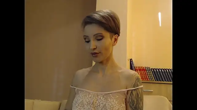 Snapshot of JADAPink___ chatting on February 12, 7:14 am JADAPink online show from February 12, 7:14 am