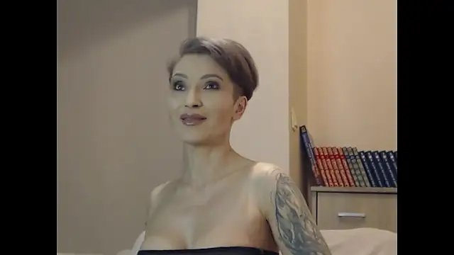 Snapshot of JADAPink___ chatting on February 13, 7:48 am JADAPink online show from February 13, 7:48 am