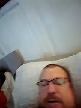 Snapshot of mr_girthyandsweetcheeks chatting on November 27, 6:59 am mr girthyandsweetcheeks online show from November 27, 6:59 am