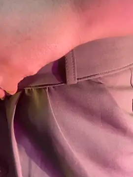 Snapshot of miss-Riya-00100 chatting on February 28, 9:27 pm miss-Riya-00100 online show from February 28, 9:27 pm