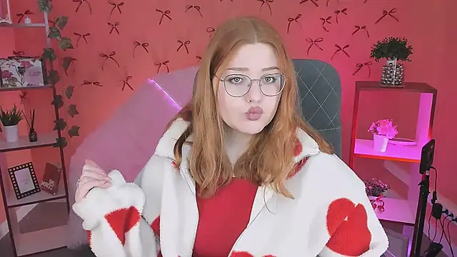 StaceyJensen online show from November 27, 9:11 am