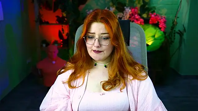 StaceyJensen online show from April 4, 8:23 am