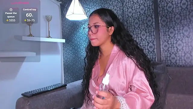 AmberRoses  online show from December 18, 1:17 pm