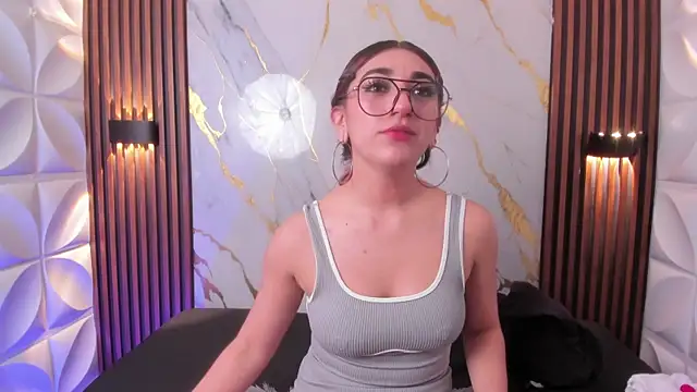 Snapshot of Venus_Bms_ chatting on December 14, 11:15 am Venus Bms online show from December 14, 11:15 am