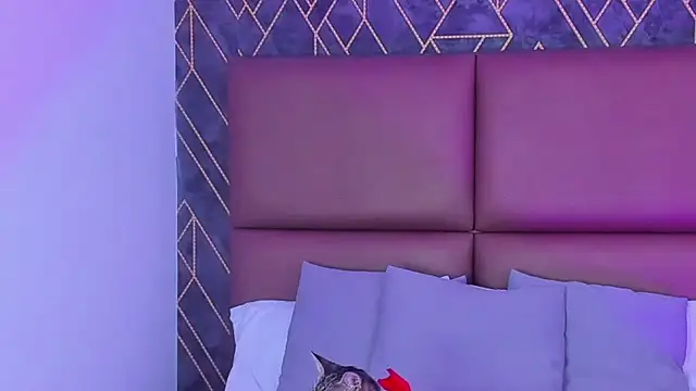 princess deimos   online show from January 14, 8:03 pm