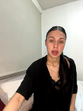 heyitsmia online show from November 25, 12:43 am