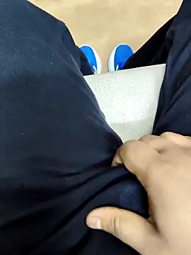 desi alpha boy online show from December 5, 11:30 am