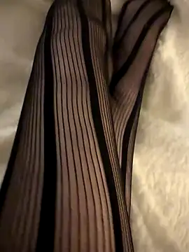 Snapshot of BelladonnaSkye chatting on November 22, 11:48 pm BelladonnaSkye online show from November 22, 11:48 pm