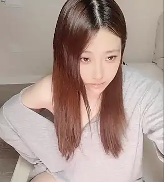 Snapshot of clara-cc chatting on May 11, 2:56 pm clara-cc online show from May 11, 2:56 pm