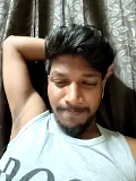 Handsome 09 online show from December 5, 7:10 pm