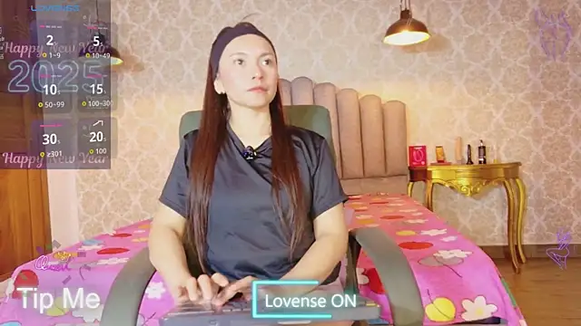 Cloe16  online show from January 14, 4:40 am