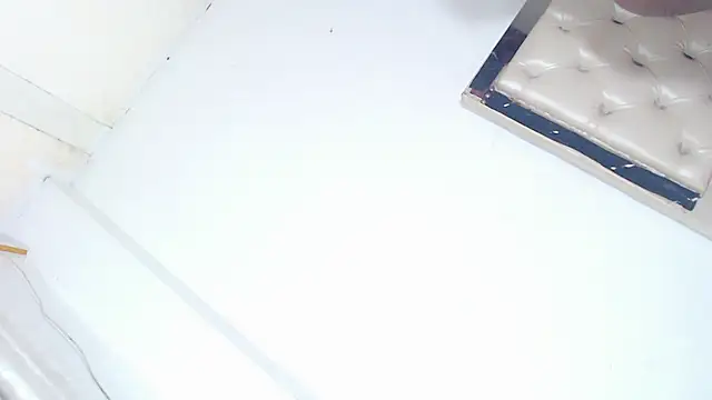 laura dolll online show from January 9, 1:08 am