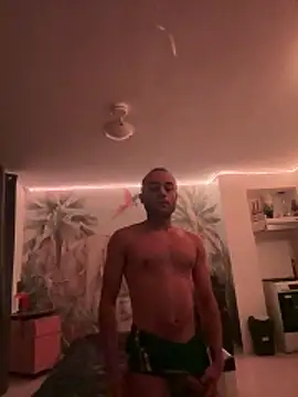 klkmam online show from December 18, 7:09 pm