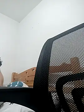 Elrompecucas28 online show from August 9, 5:12 am
