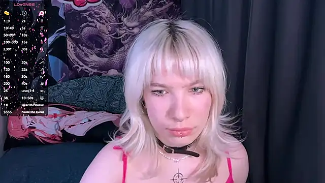 LolaDollyMur online show from December 16, 7:19 pm