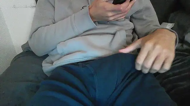 latinman7944 online show from January 15, 7:46 am