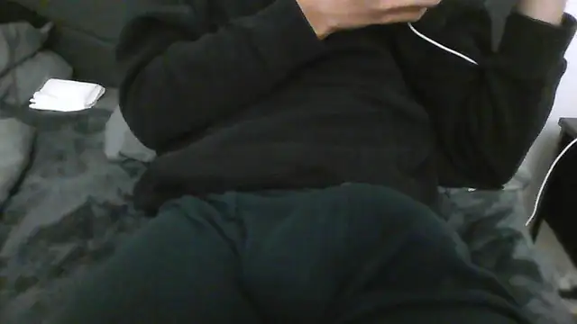 latinman7944 online show from April 13, 6:30 am