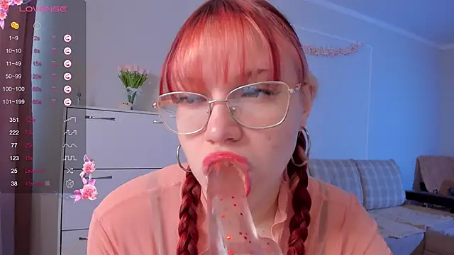 SweetieMarry online show from April 15, 3:02 am