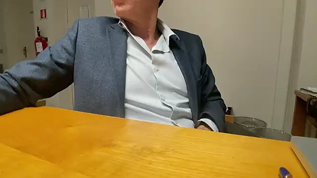 SimonZydar online show from December 5, 5:09 pm