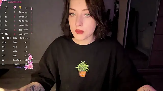 Meowluly online show from March 26, 10:15 pm