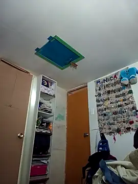 Bizcochitoc4 online show from November 26, 12:50 pm