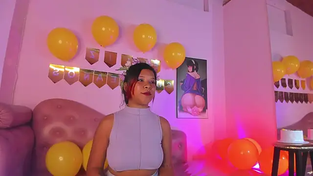 Snapshot of A_Good_Witch chatting on January 11, 8:36 pm A Good Witch online show from January 11, 8:36 pm