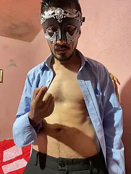 maxitravieso online show from April 11, 11:53 pm