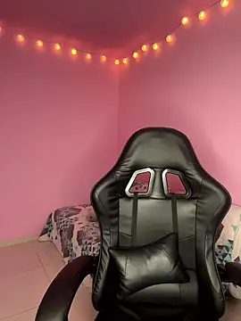 Davne  online show from January 11, 11:54 pm