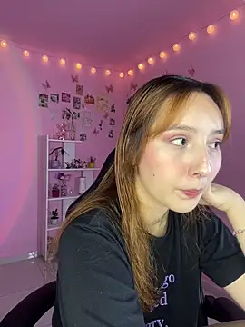 Snapshot of Davne_ chatting on February 1, 10:52 pm Davne online show from February 1, 10:52 pm