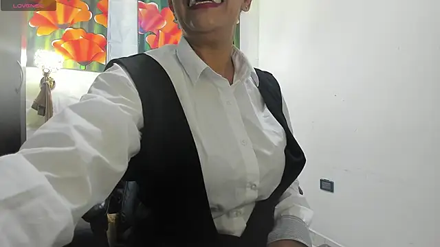 Miss clarepocahose online show from January 16, 12:58 am