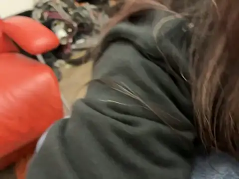 2addictivelyhorny online show from December 5, 4:47 pm