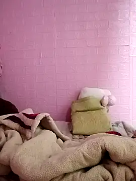 Snapshot of Lily-ross22 chatting on January 15, 2:38 am Lily-ross22 online show from January 15, 2:38 am