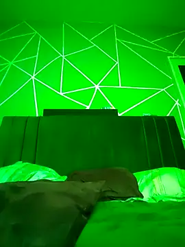 Snapshot of Reynpau19 chatting on November 25, 4:23 am Reynpau19 online show from November 25, 4:23 am