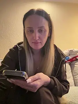 TomilaSi online show from January 6, 4:00 pm