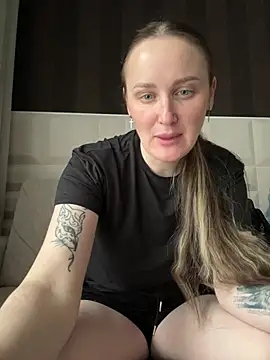 TomilaSi online show from April 8, 11:54 am