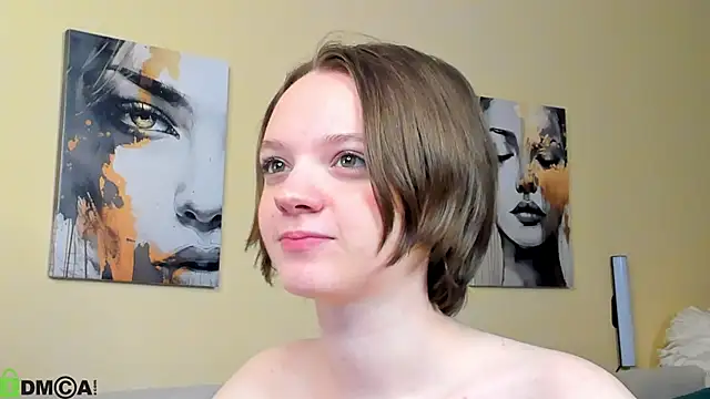 Snapshot of Olivia_Riesz chatting on May 12, 1:14 am Olivia Riesz online show from May 12, 1:14 am