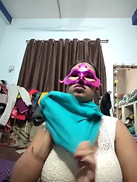 aarti03fb online show from December 13, 7:53 pm