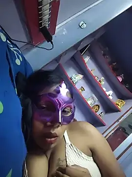 aarti03fb online show from April 3, 6:39 pm