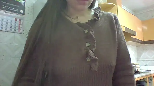 Snapshot of mery_lou2025 chatting on November 24, 1:00 pm mery lou2025 online show from November 24, 1:00 pm