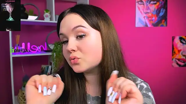 candy flossie1 online show from April 16, 1:23 pm