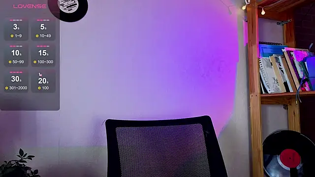 Me1inMonro online show from April 18, 6:28 am